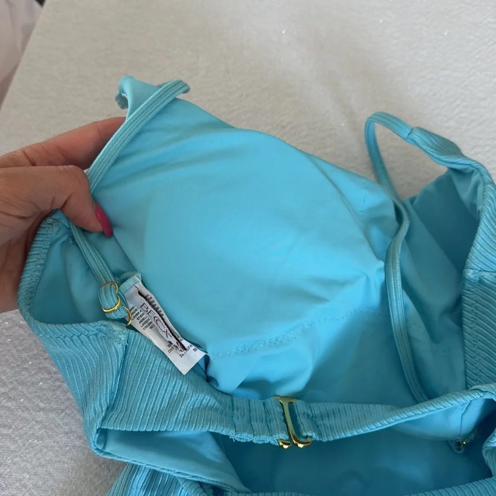 BECCA MONTE CARLO ONE PIECE, Size Medium, $158